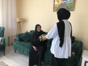 Ağrı’da “Maarifin Kalbinde Marifetli Gençlik” etkinliklerinde Anneler Günü sürprizi