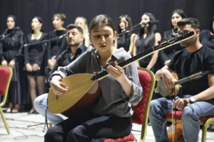 Ağrı’da Türk Halk Müziği Korosu konseri beğeni topladı