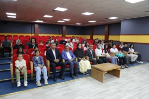 Ağrı’da “Dilimizin Zenginlikleri Projesi” yarışmalarında dereceye giren öğrencilere ödülleri verildi