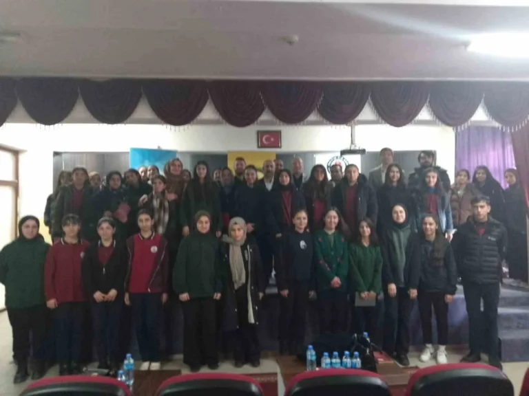 ‘bir bilenle bilge nesil projesi’ patnos’ta öğrencilerle buluştu