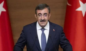 Cumhurbaşkanı yardımcısı yılmaz, “tarihimizde ilk defa” diyerek duyurdu! ab ve nato üyesi ülkeye askeri gemi ihracat sözleşmesi yapıldı
