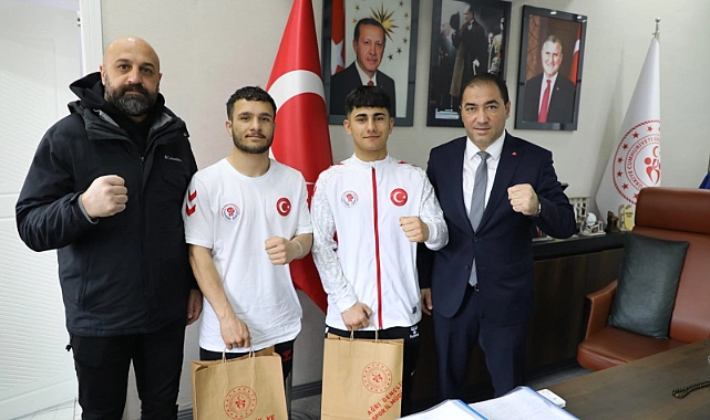 İl müdürü çelebi, başarılı boksörleri tebrik etti