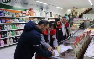 Ağrı’da ramazan öncesi market, kasap ve fırınlar denetlendi