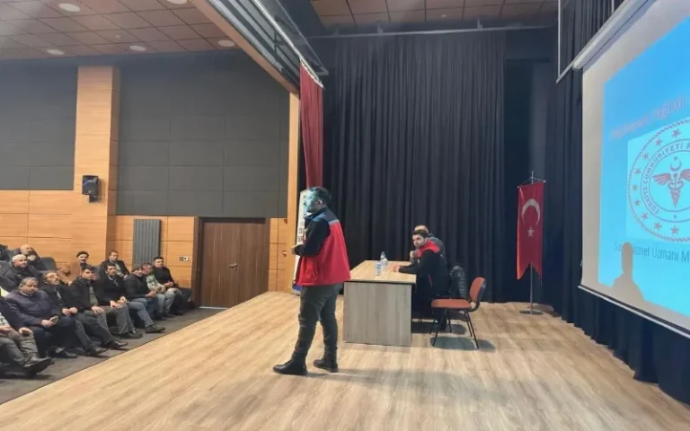 Doğubayazıt’ta muhtarlara üretim bilgilendirilmesi