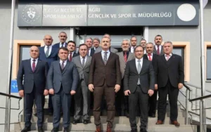 Vali bozkurt, gençlik ve spor yatırımlarını yerinde inceledi